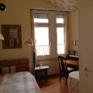 Bed & Breakfast Acasa, Frankfurt am Main